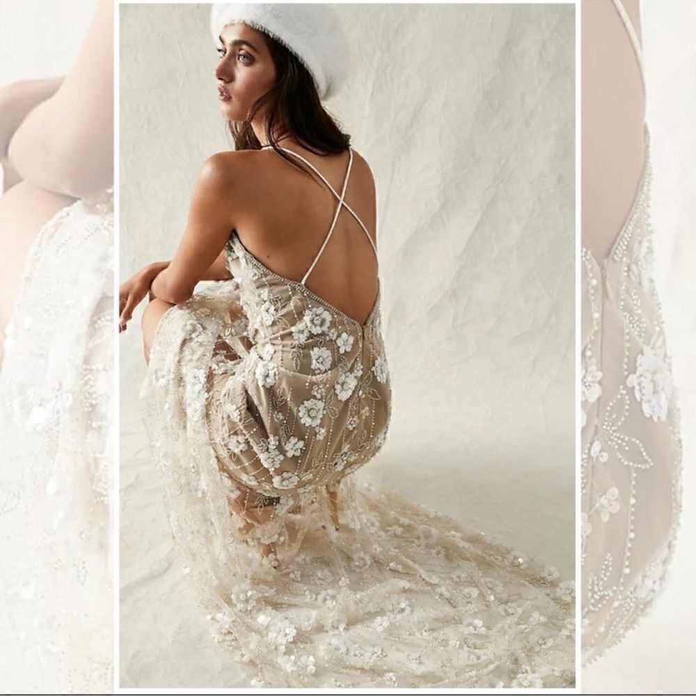 ELLIATT RETUSA GOWN - Picture 5 of 10